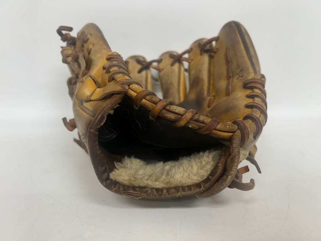 ミズノプロ　硬式　内野用グローブ