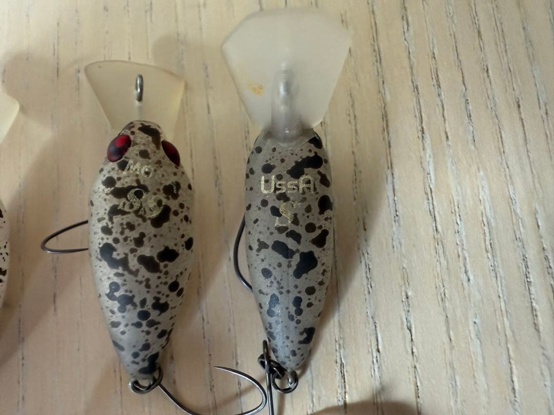 エリアトラウト用クランクベイト人気カラーセット売り