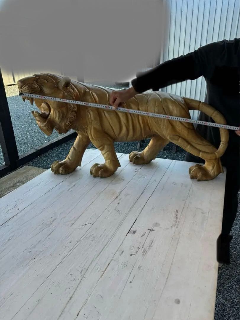 木製虎の彫刻 約100cm