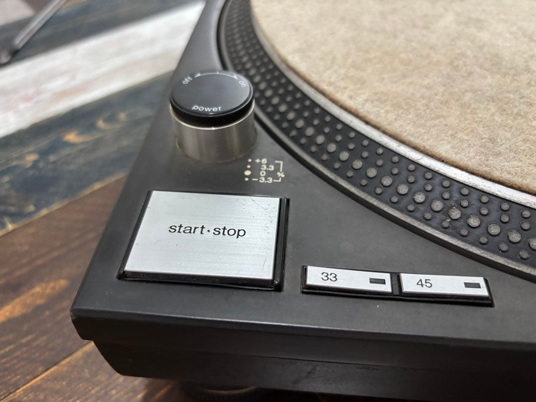 Technics テクニクス　SL-1200 MK3 ターンテーブル