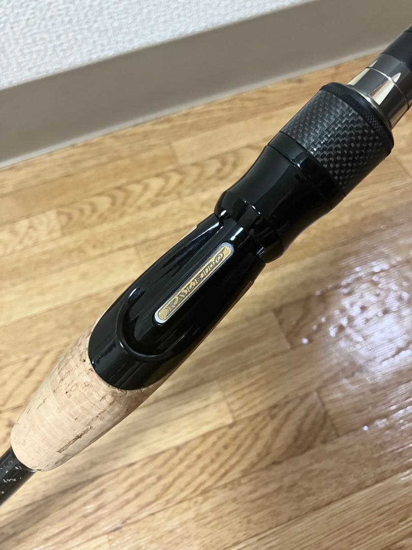 TKSS-64ML ビースティンガーエクストリーム　カレイド　セルペンティ