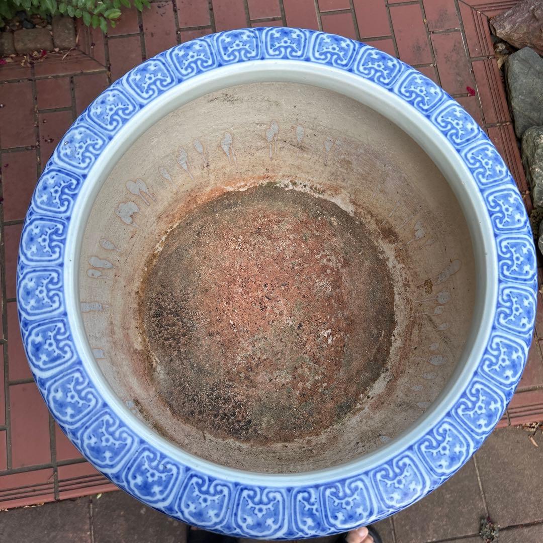 中国骨董50年以上旧蔵唐物 染付手絵山水紋大鉢 火鉢、金魚鉢、睡蓮鉢、水槽に兼用