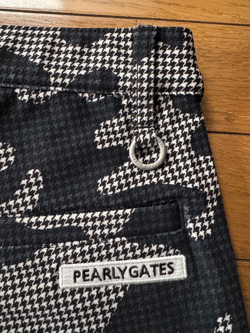 ✨限定価格　パーリーゲイツ カモフラパンツ サイズ4