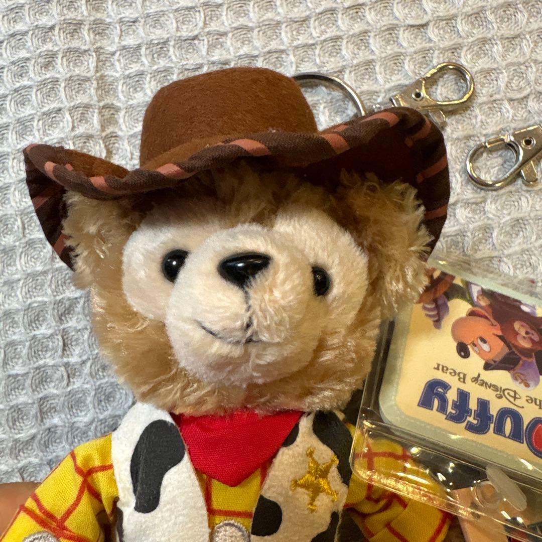 香港ディズニーウッディダッフィ　ハワイアウラニ　オル　キーホルダー　セット