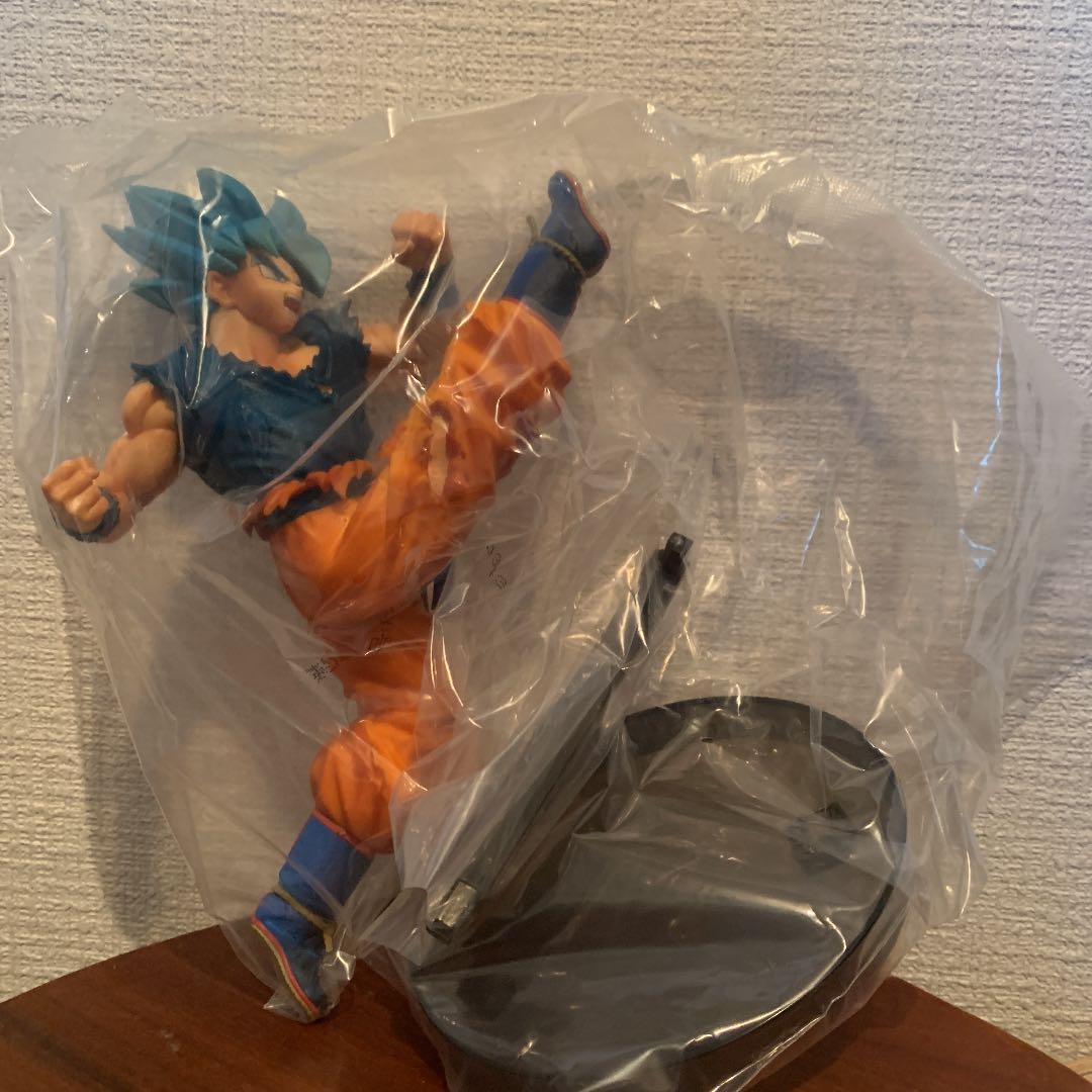 一番くじ　ドラゴンボール超戦士バトル列伝z G賞超サイヤ人ゴッド孫悟空フィギュア