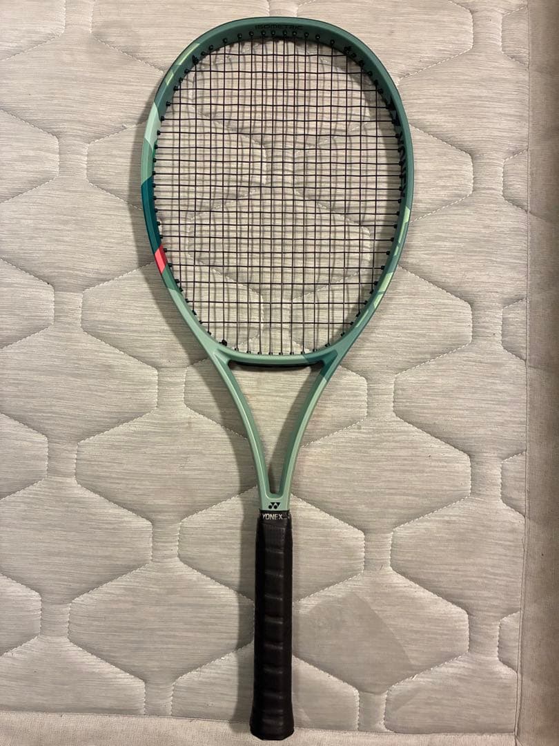 7日まで値下げ中　YONEX PERCEPT 100L G2 ソフトケース付