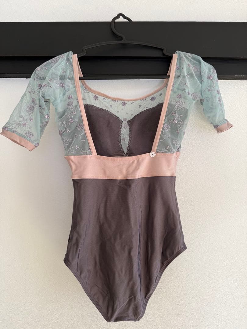 デラロミラノ レオタード M