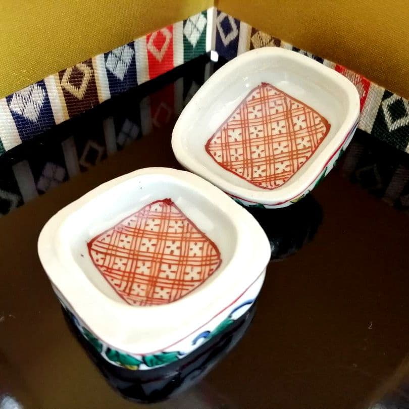 九谷焼　加州山代窯　九谷美陶園　茶道具　香合　骨董　古美術　　古九谷　手描き