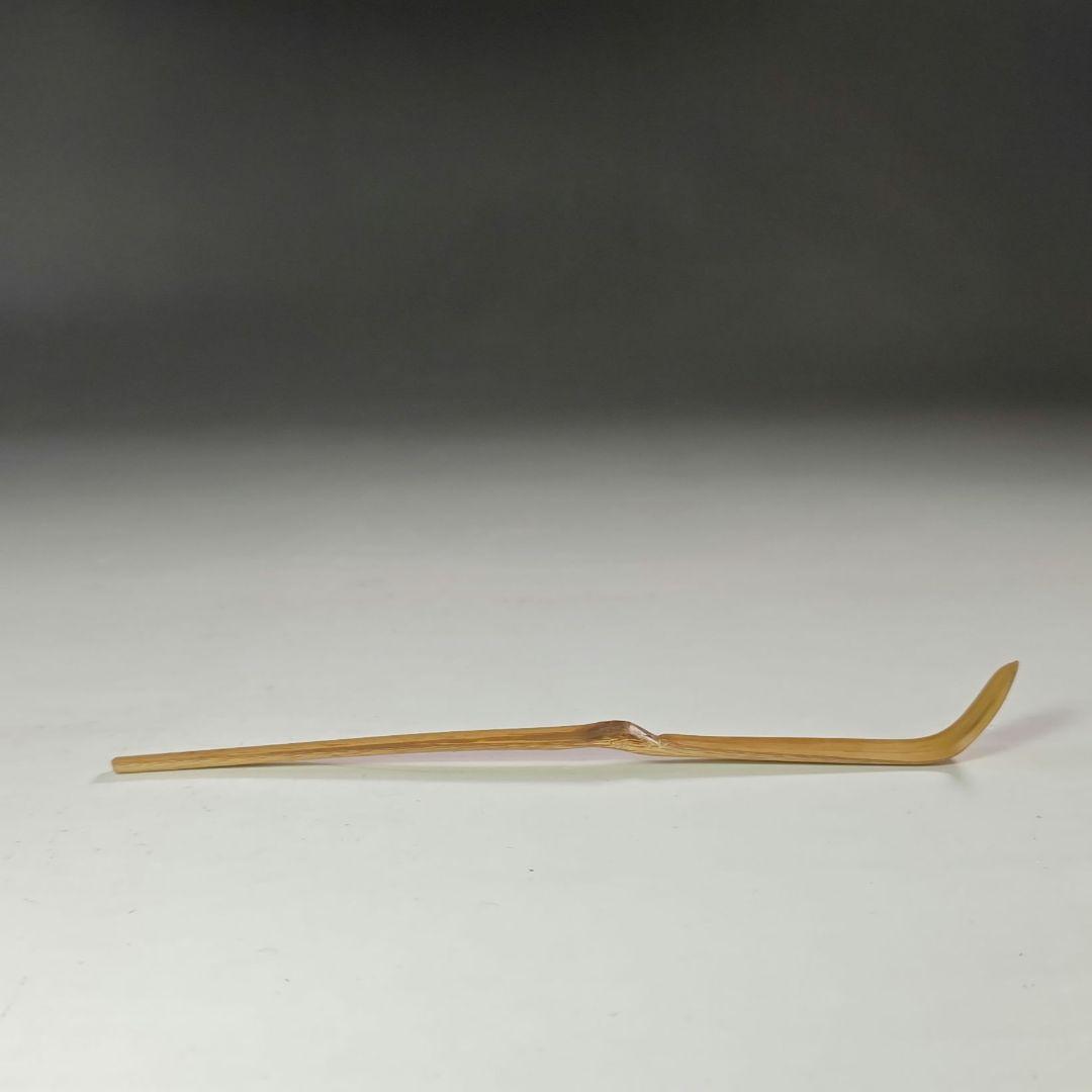 ウ277 茶杓『大徳寺　立花大亀　極箱　銘　寿峯』『竹工師　前田長好斎　下削』