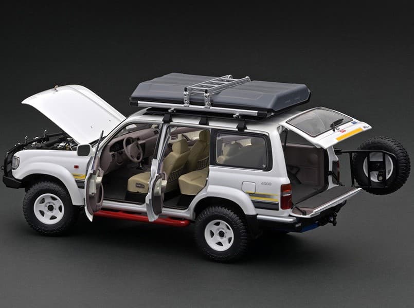 1/18 トヨタ Land Cruiser VX-R LC80 White
