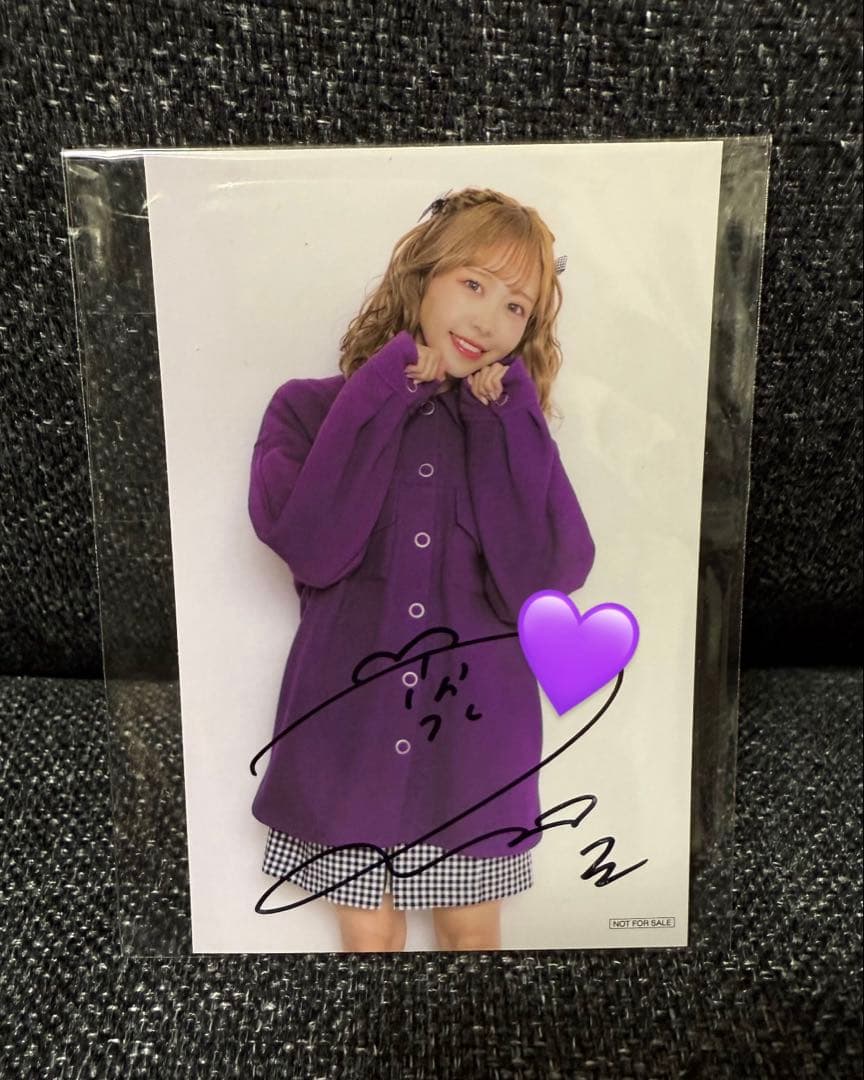 FRUITS ZIPPER 仲川瑠夏 直筆サイン入りステッカー　値下げ⭕️