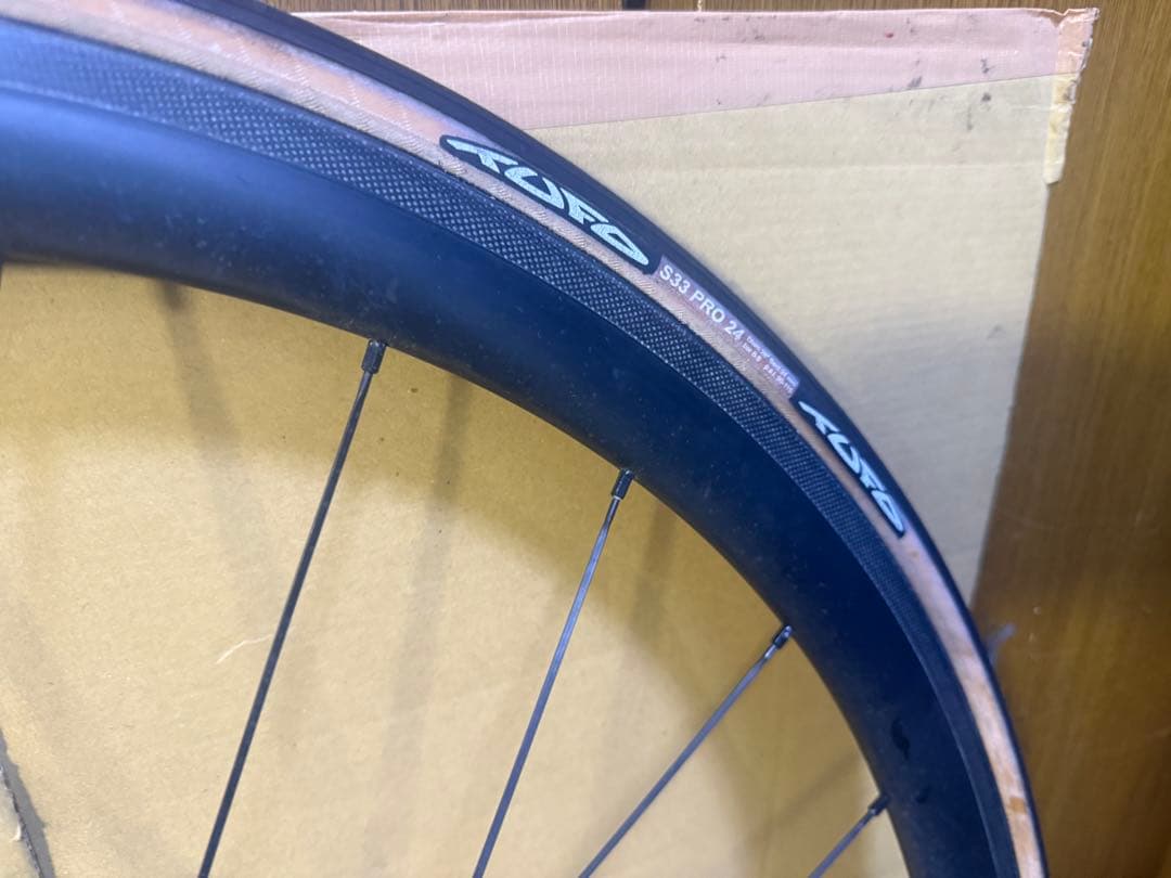 ノバテック　カーボンホイール　前後セット