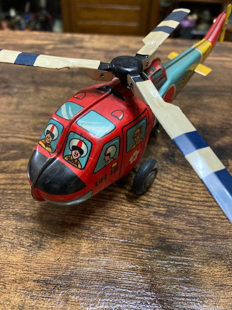 昭和レトロ　ブリキ製　UH-1B型　ヘリコプター　MADE IN JAPAN