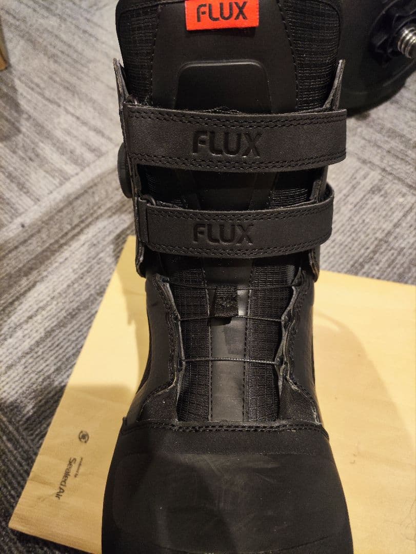 24-25モデル FLUX スノーボードブーツ HB-BOA 右足