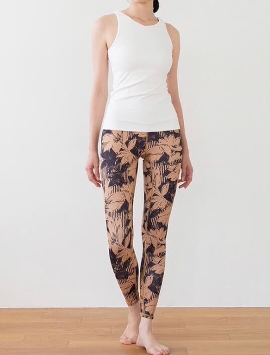 【美品】SUKALA ヨガウェア 上下セット WEB限定カラー　Sサイズ