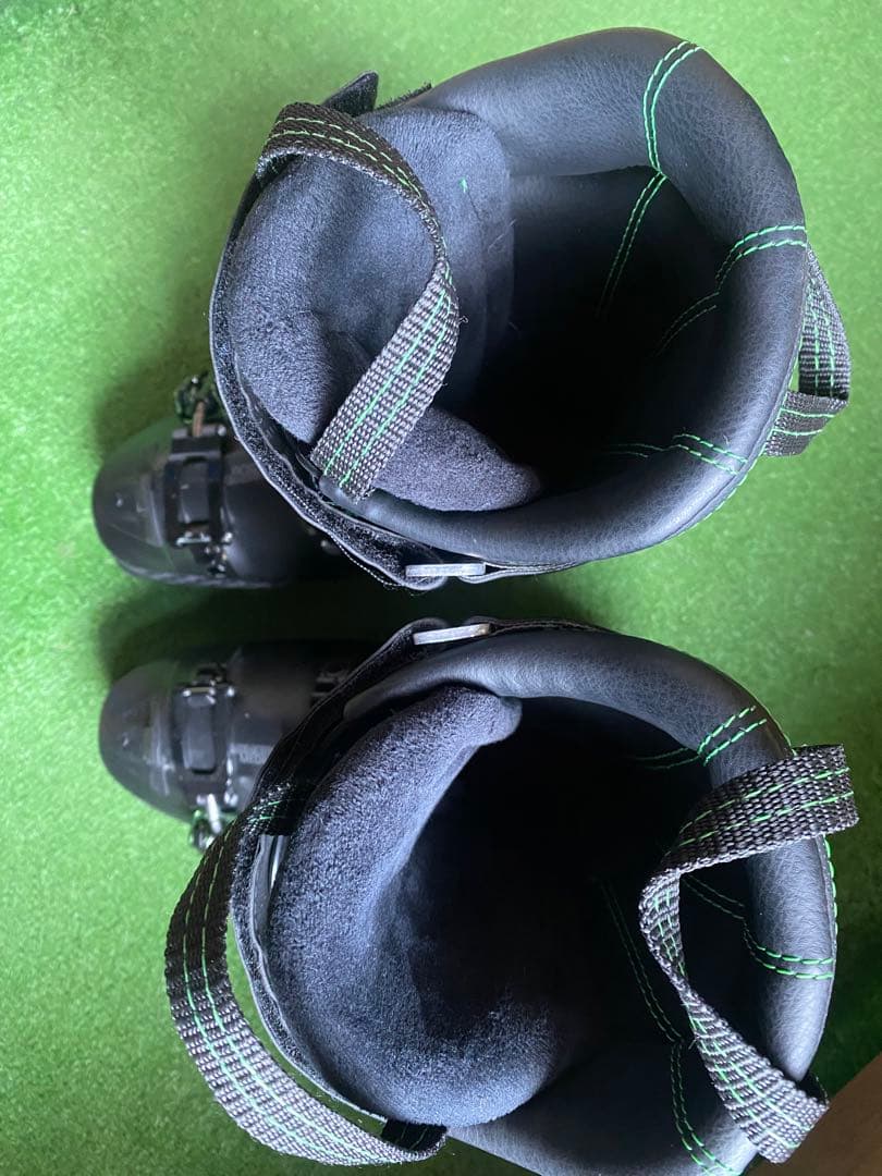 ATOMIC Hawx 130s Prime スキーブーツ