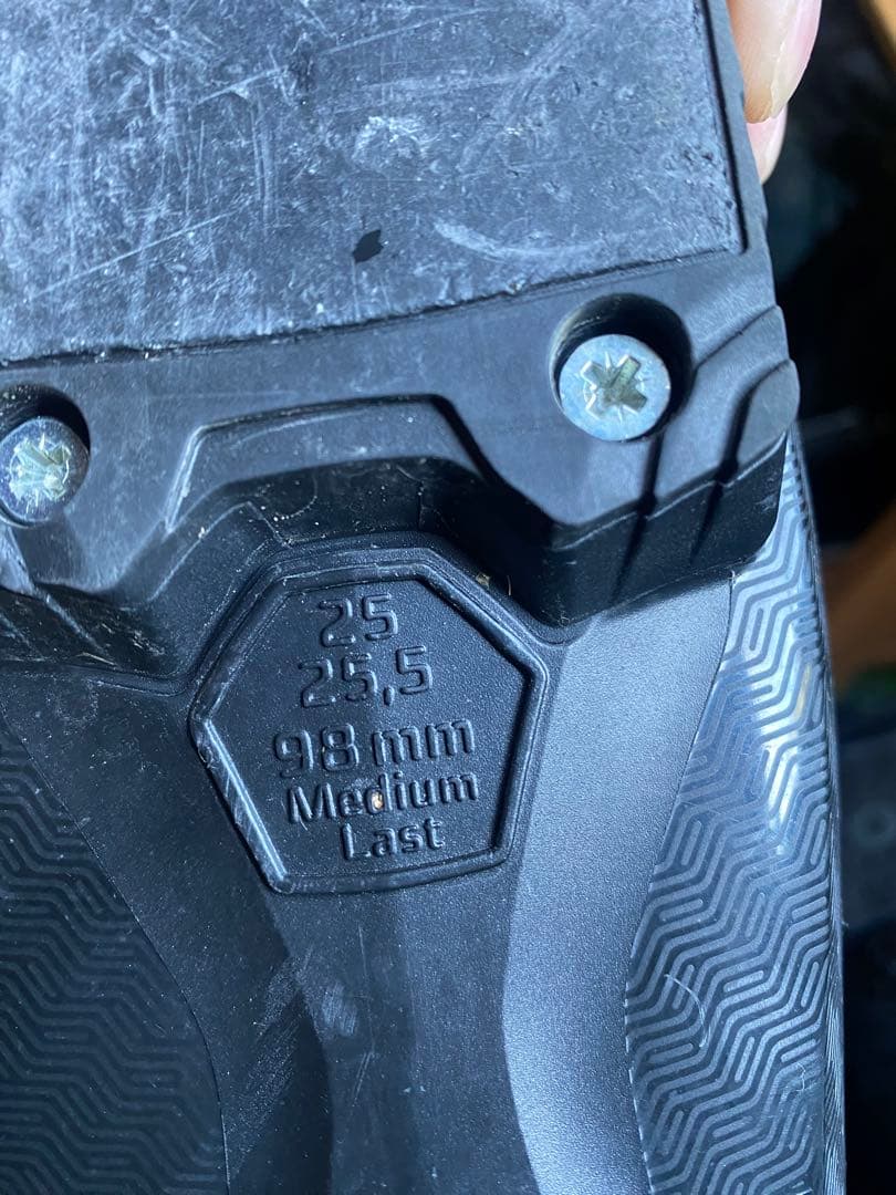 ATOMIC Hawx 130s Prime スキーブーツ