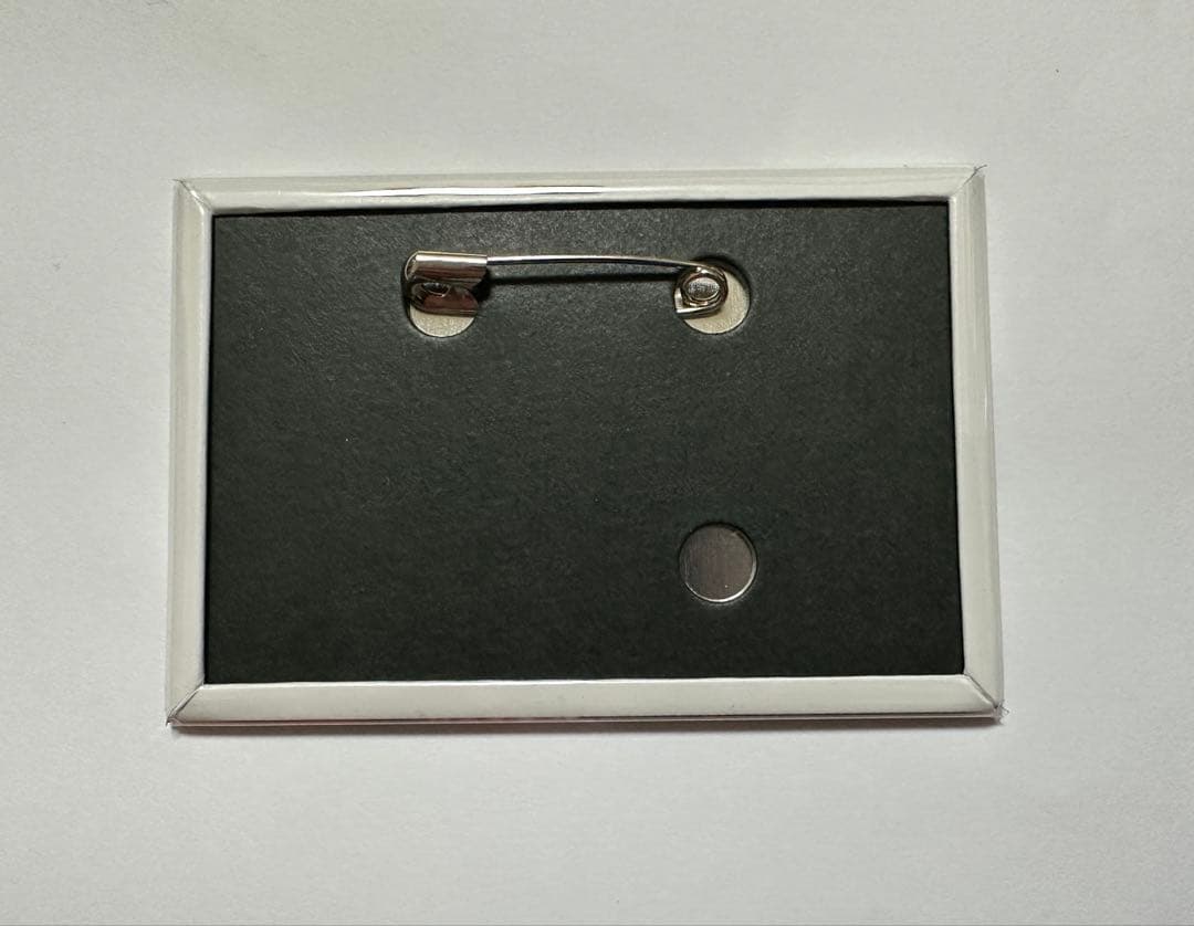 ダンガンロンパ おしおき缶バッジ 江ノ島盾子＆モノミ