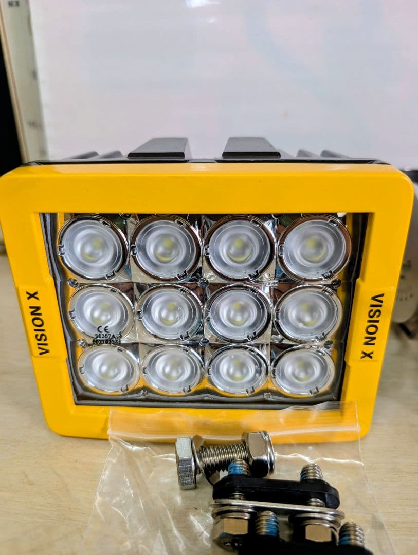 Vision BTシリーズ 12 LED作業灯
