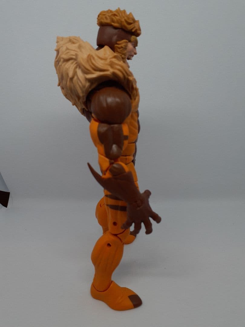 マーベルレジェンド　セイバートゥース　ウルヴァリン2パック版