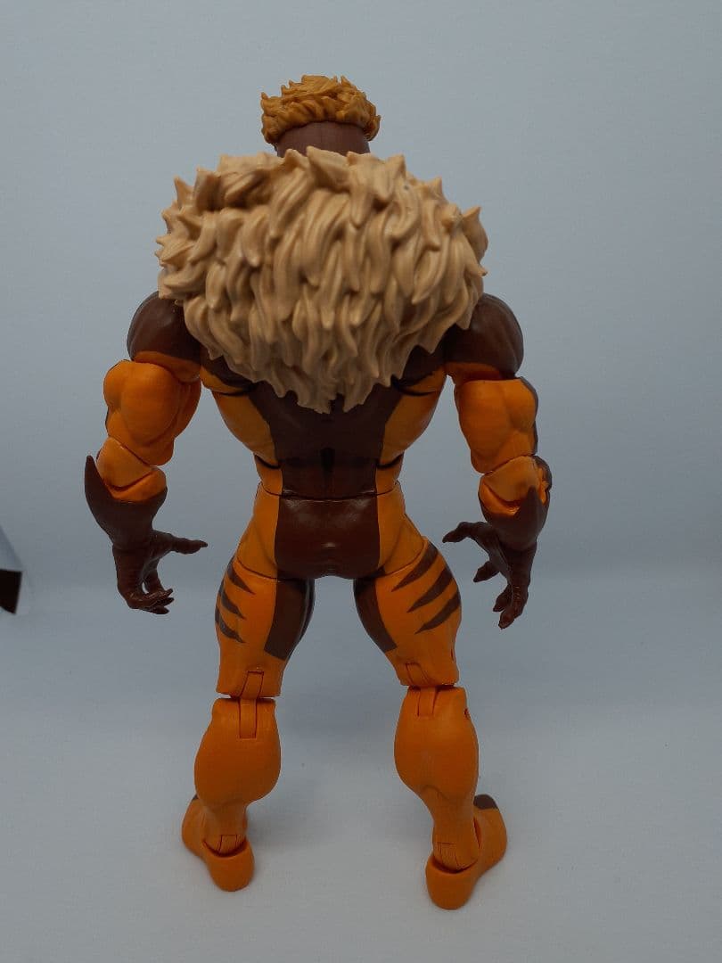 マーベルレジェンド　セイバートゥース　ウルヴァリン2パック版