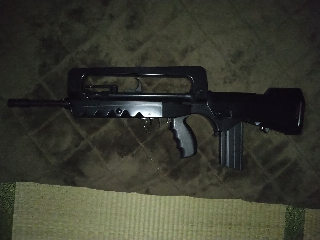 東京マルイ　FAMAS 電動ガン