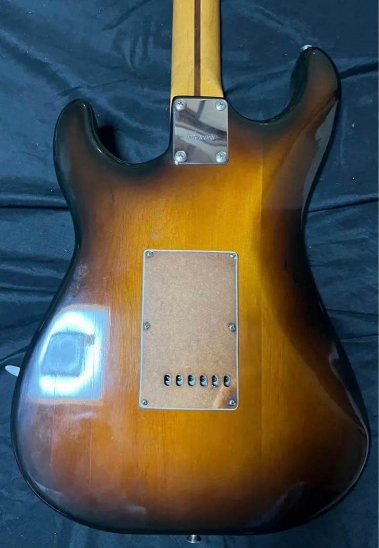 【DELTA】ストラトタイプ・エレキギター