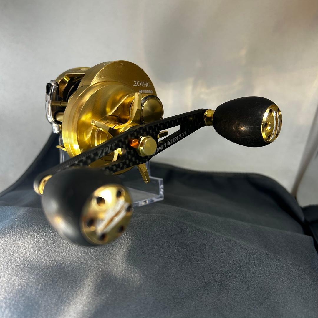 シマノ　15カルカッタコンクエスト201HG ZPIイナーシャロング102mm