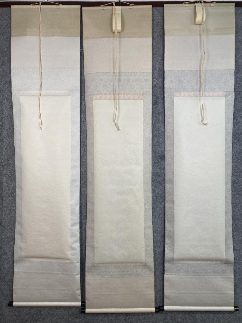 サ*バ様 熊代熊斐【複製】菊花家鶏図 雪蘆真雁図 桃樹山鵲図 長崎 掛軸2402