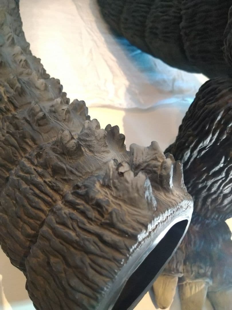 ゴジラ 特大フィギュア　バンダイ