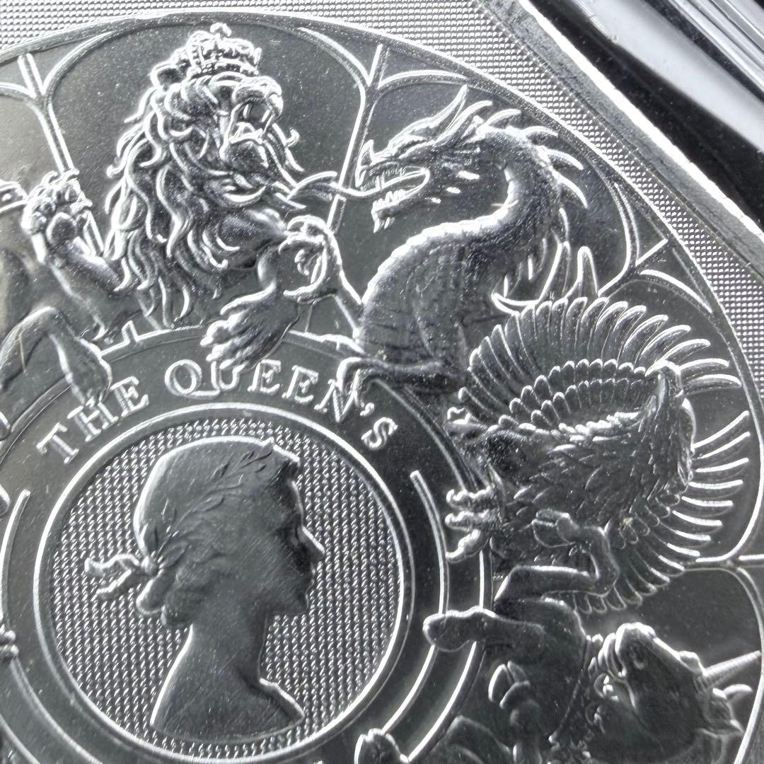 銀貨 英国 ロイヤルミント クイーンズビーストコンプリーター 純銀 四角 1oz