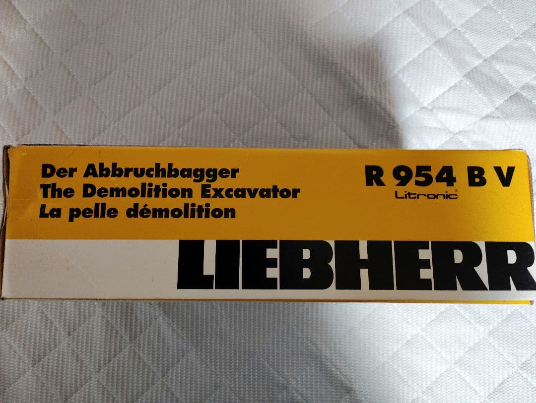 LIEBHERR R954BV解体機　絶版品