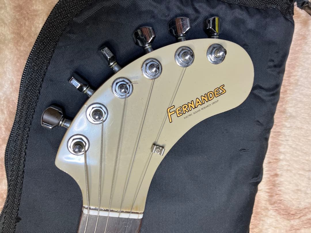 ジャンク！ZO3 FERNANDES エレキギター ソフトケース付き
