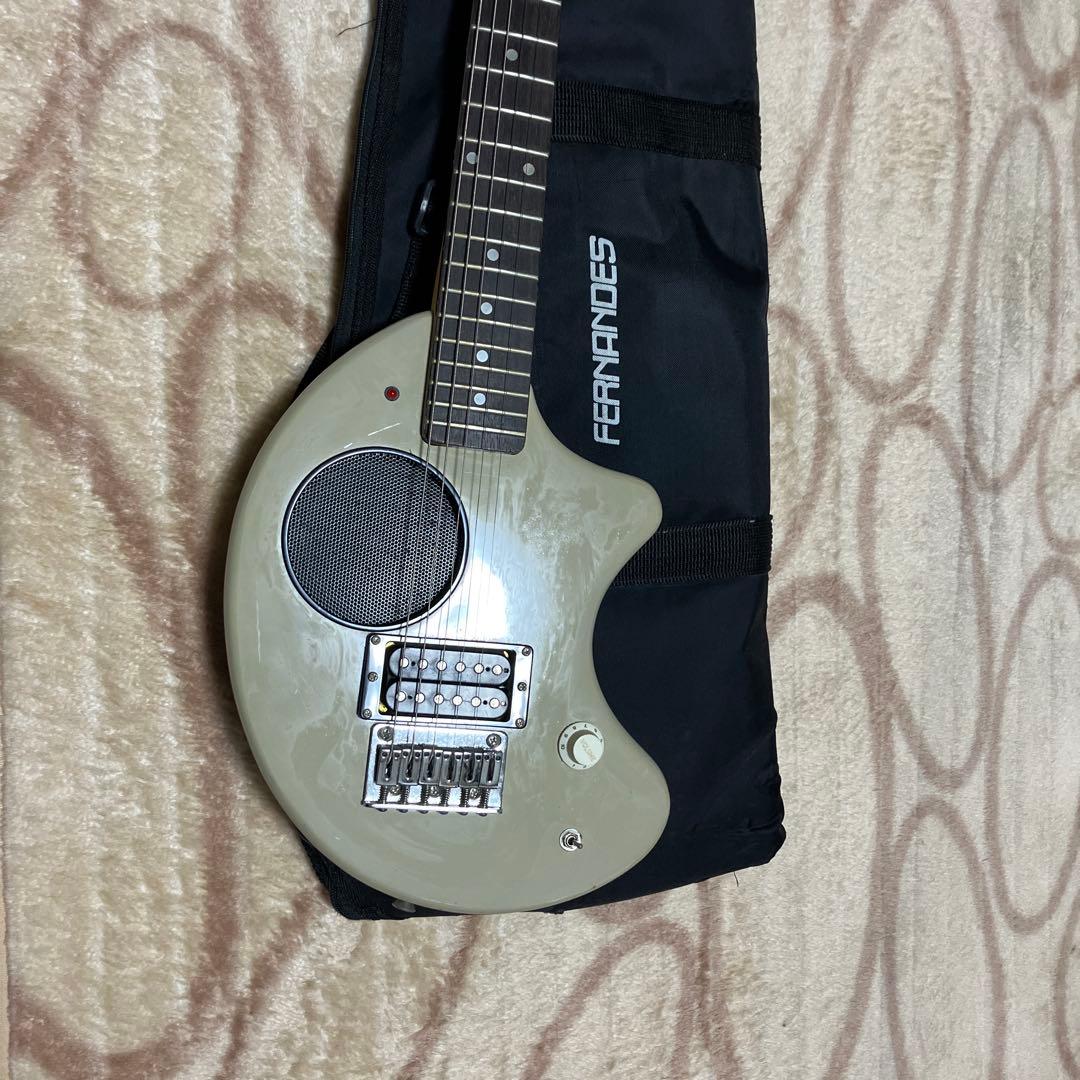 ジャンク！ZO3 FERNANDES エレキギター ソフトケース付き
