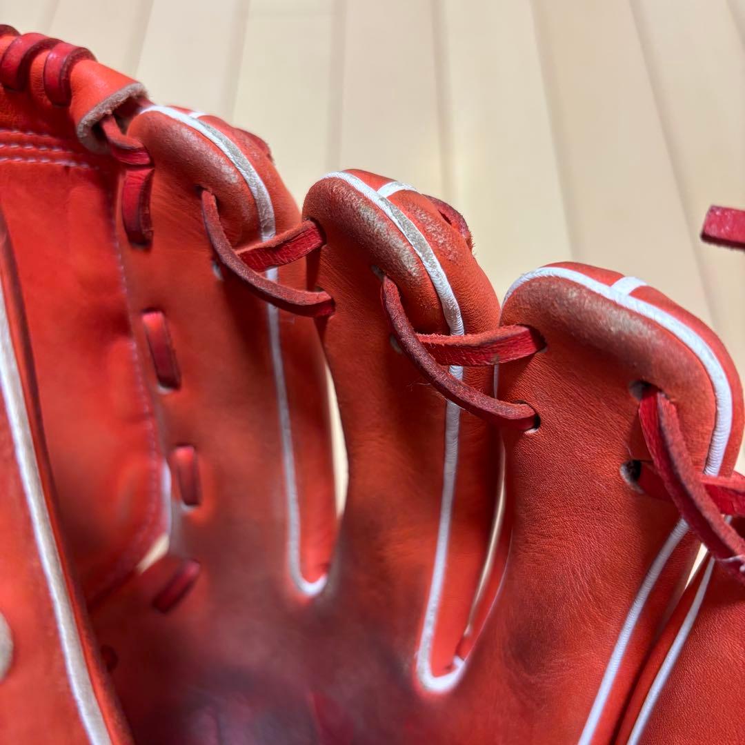 アンダーアーマー軟式グローブ オレンジ色　ピッチャー用