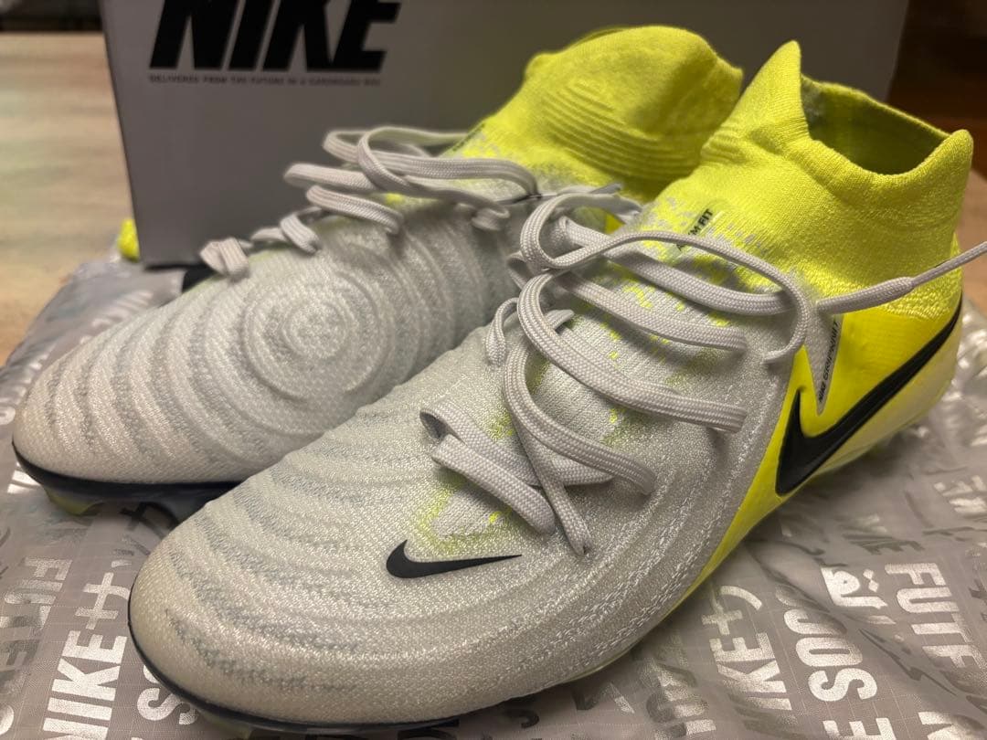 ナイキ ファントムルナエリート FG 26センチ