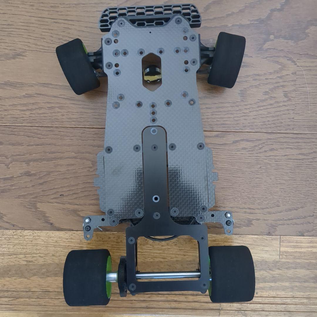 カワダ　M300SR　ボディ、タイヤ、オプションパーツ付き