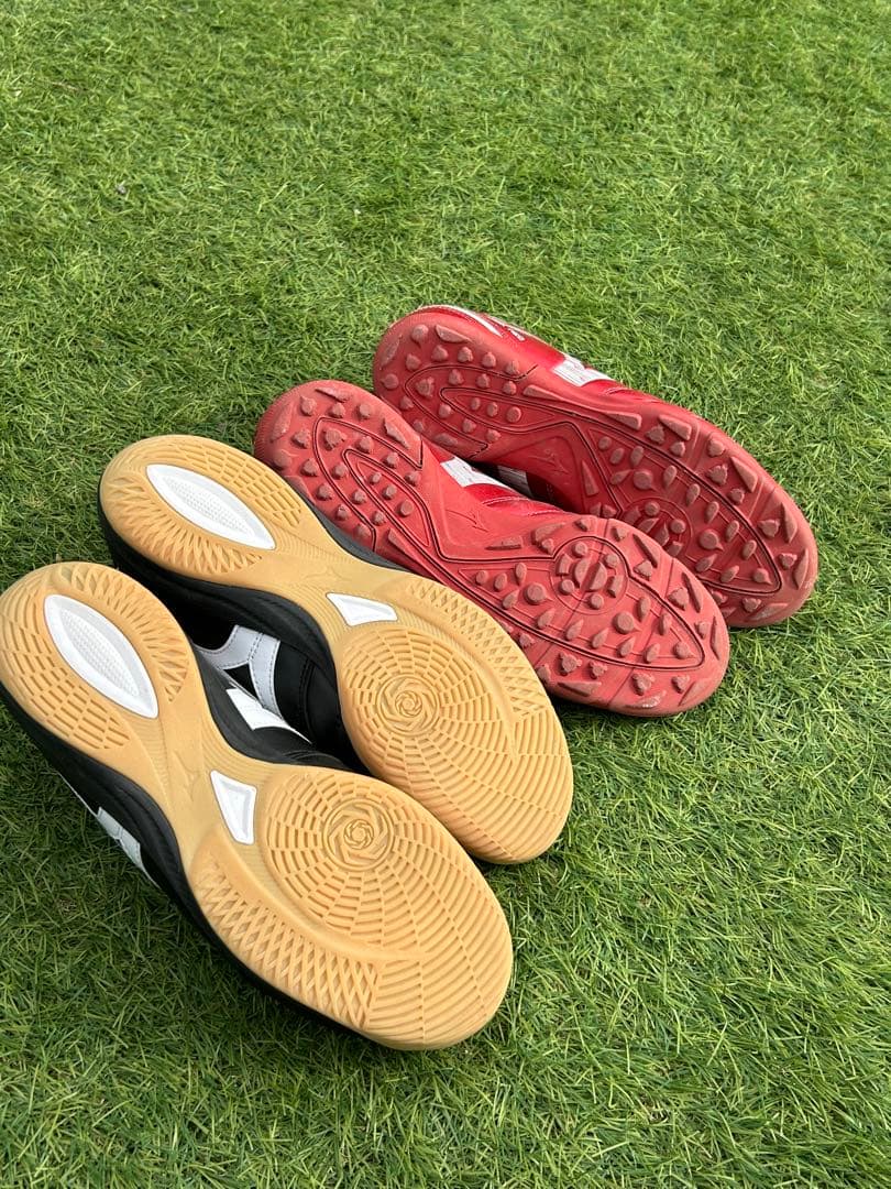 Mizuno MORELIA フットサルシューズ 黒/赤