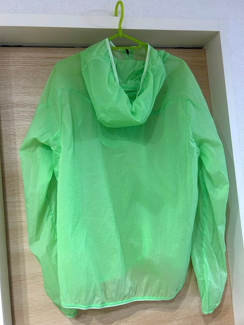 ウォーキング・ランニングウェア Hoka skyflow jacket