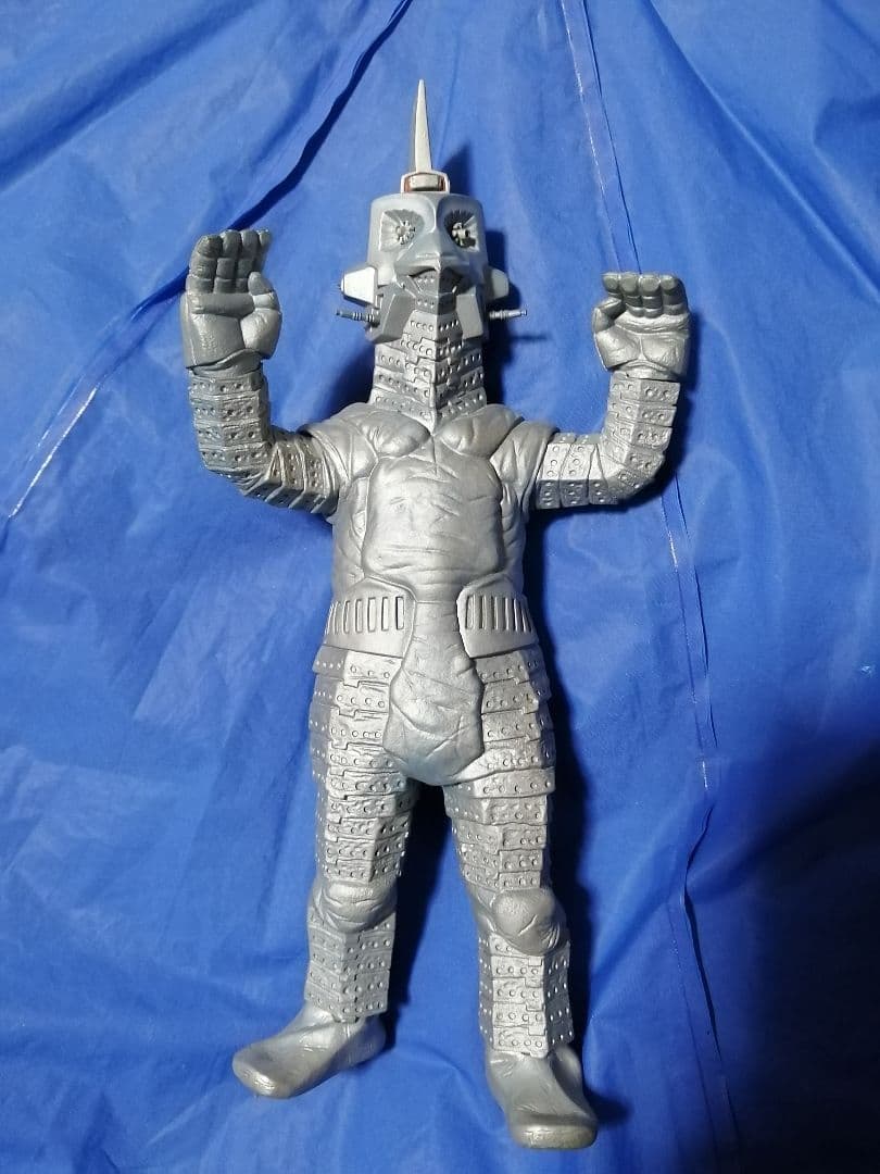 d*2様 大怪獣シリーズ　ウルトラセブン　カプセル怪獣セット　ミクラス・ウィンダ