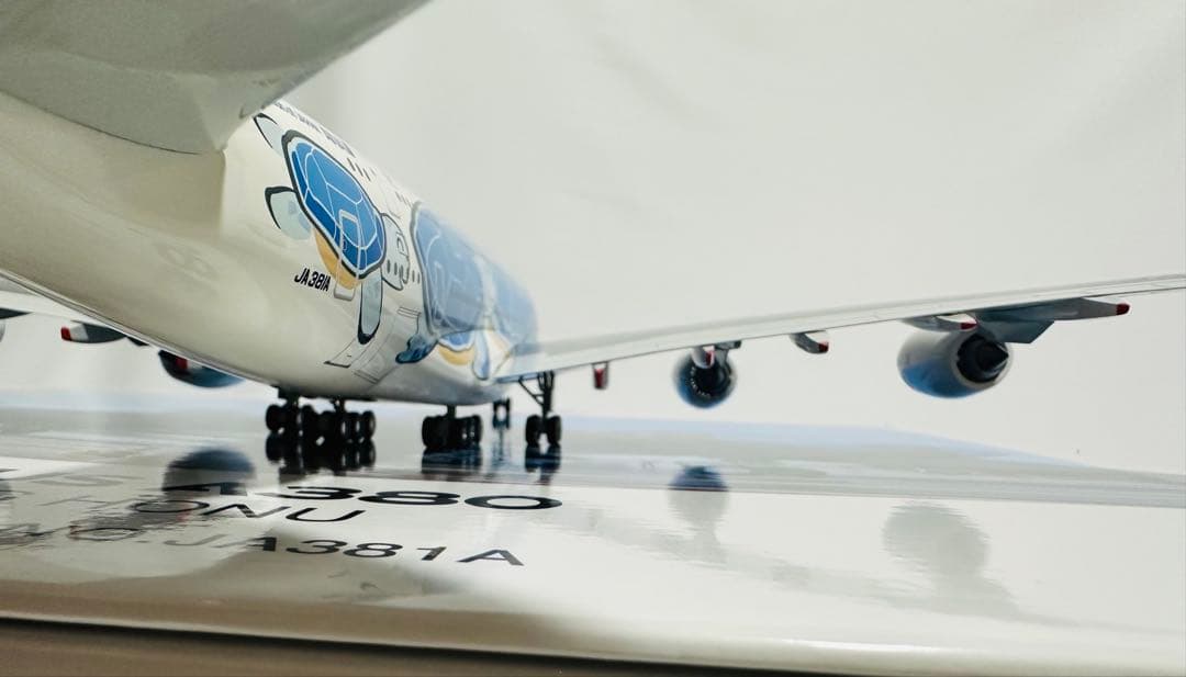 全日空商事 1/200 ANA A380 FLYING HONU