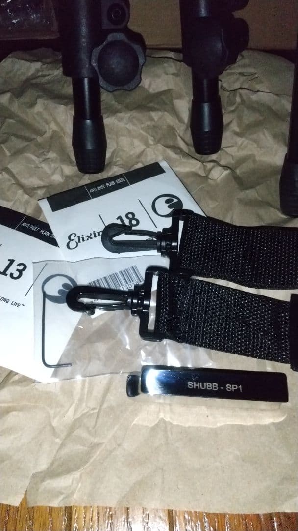 早い者勝ち！！Rogueラップスチールギター