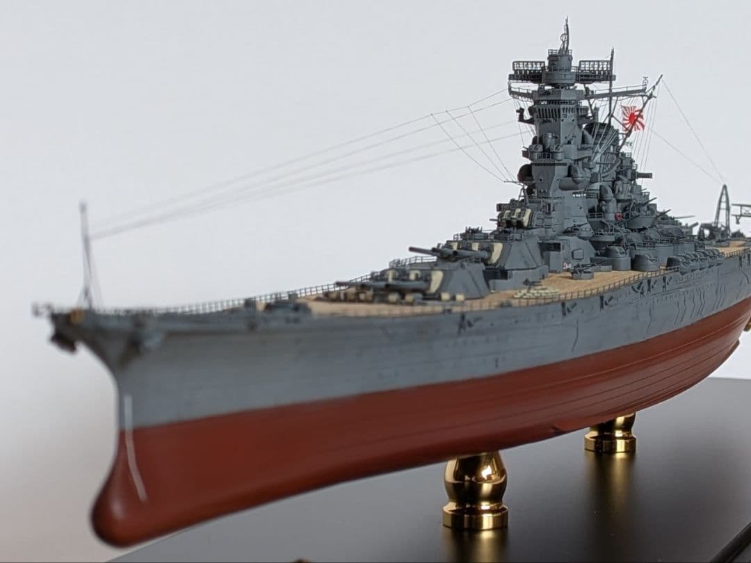 1/700 戦艦大和 塗装済完成品