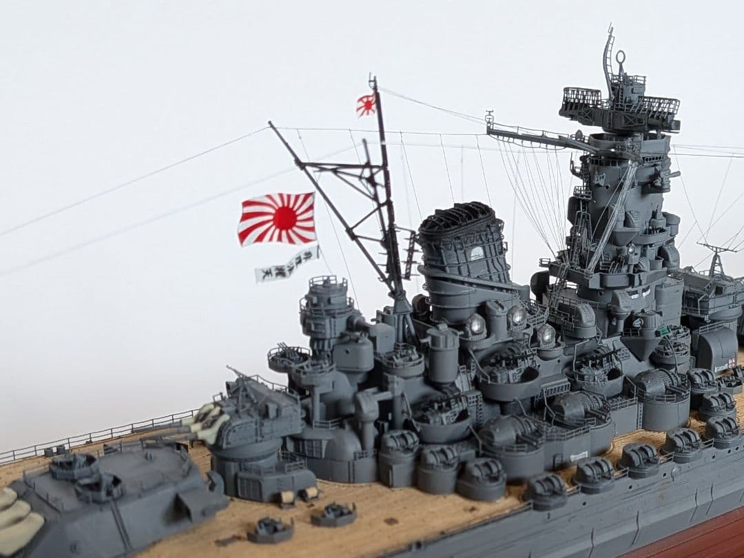 1/700 戦艦大和 塗装済完成品