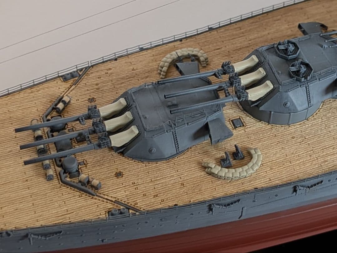 1/700 戦艦大和 塗装済完成品