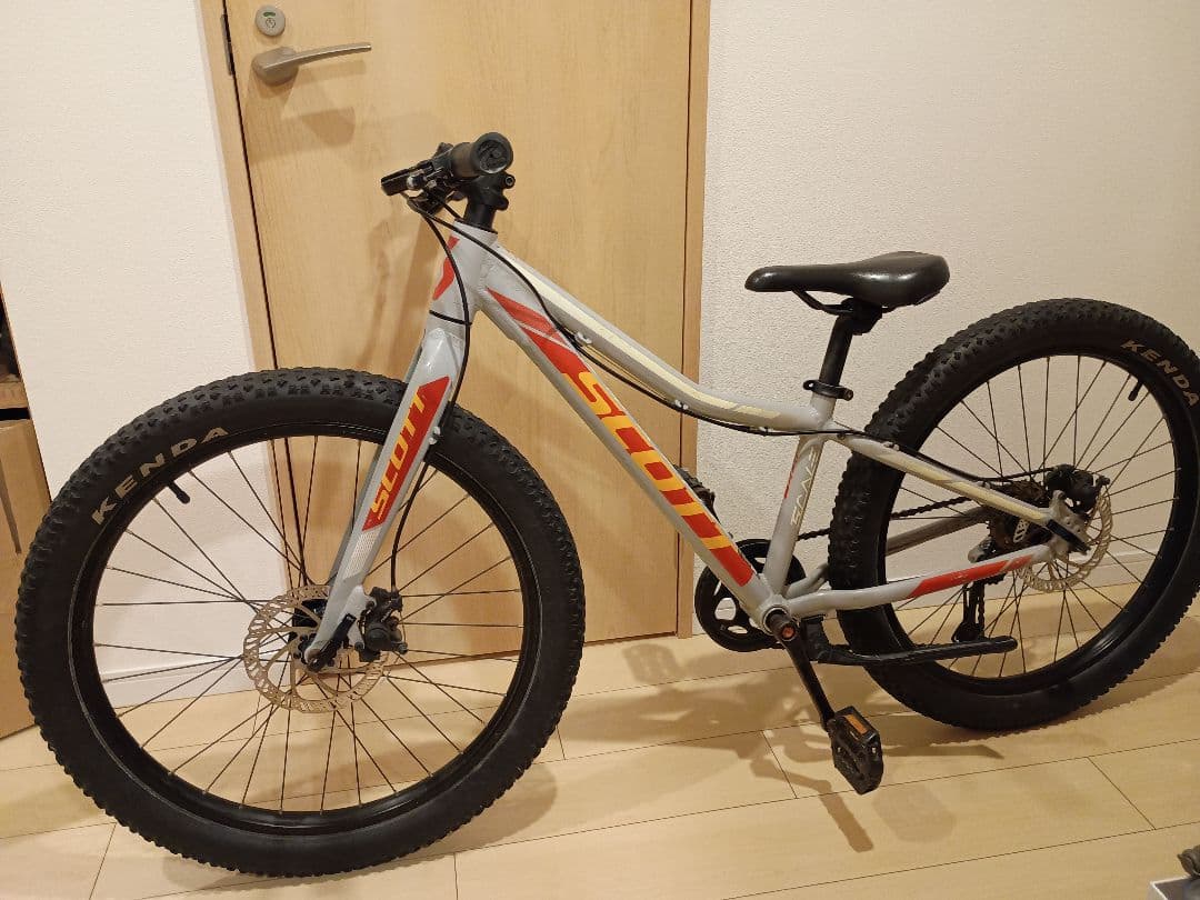 自転車本体 SCOTT SCALE 24 Jr PLUS