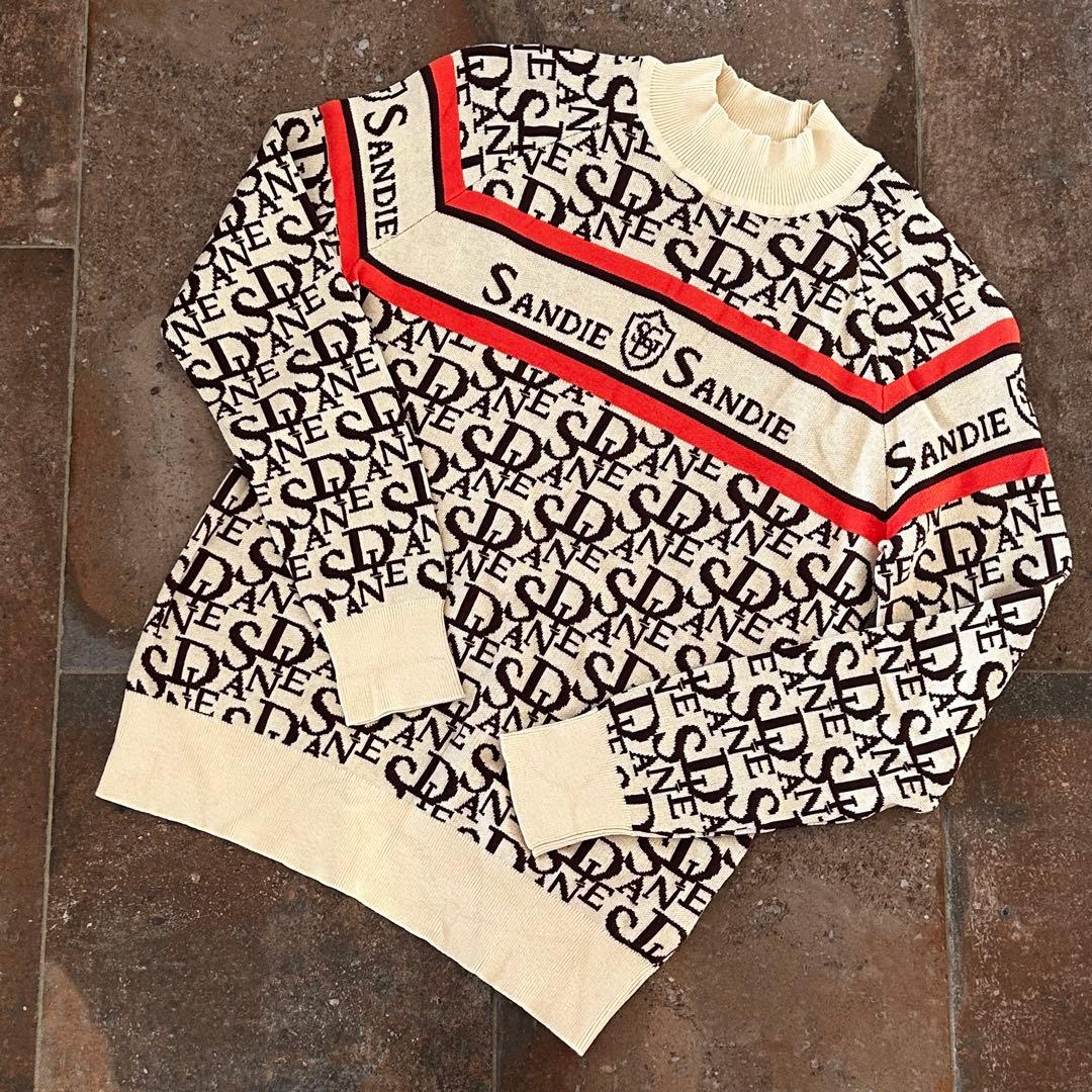 Sandie セットアップ　ロゴジャガードモックネックニット　ショートパンツ