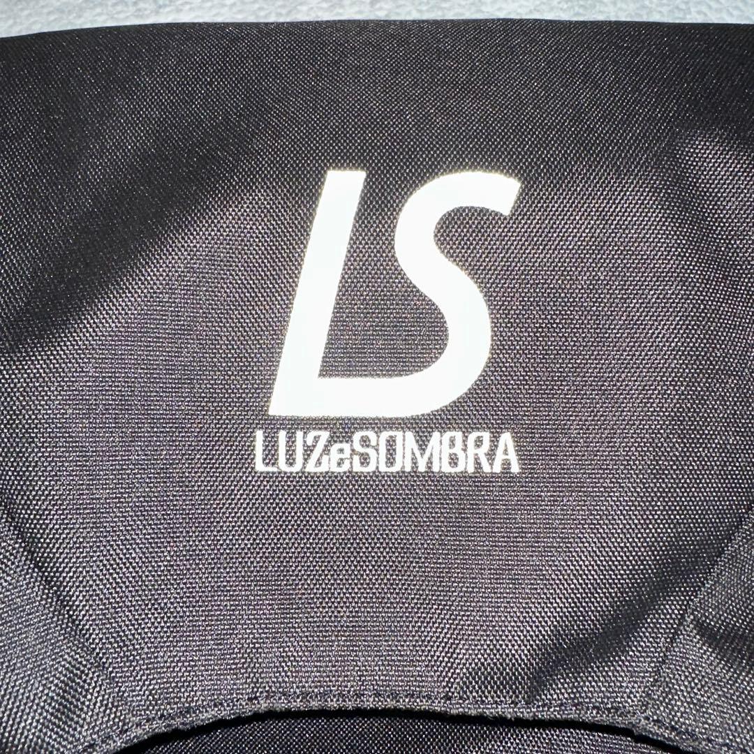 ルースイソンブラ バックパック 黒 リュック 未使用に近い