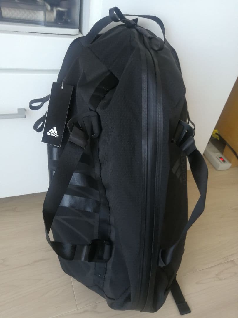新品 アディダスゴルフ用バッグ リュック