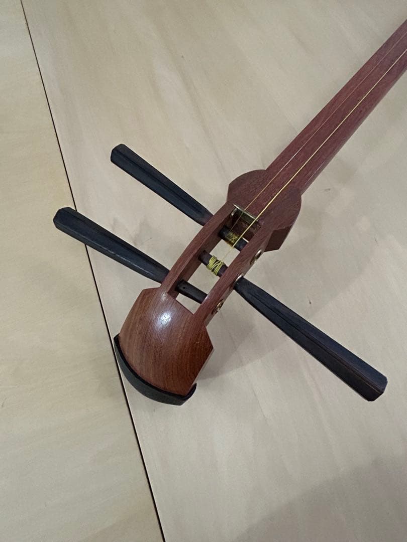 長唄　三味線本体 ケース付き